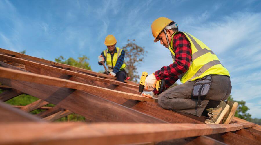 Professional gutter cleaning in Stickney, SD